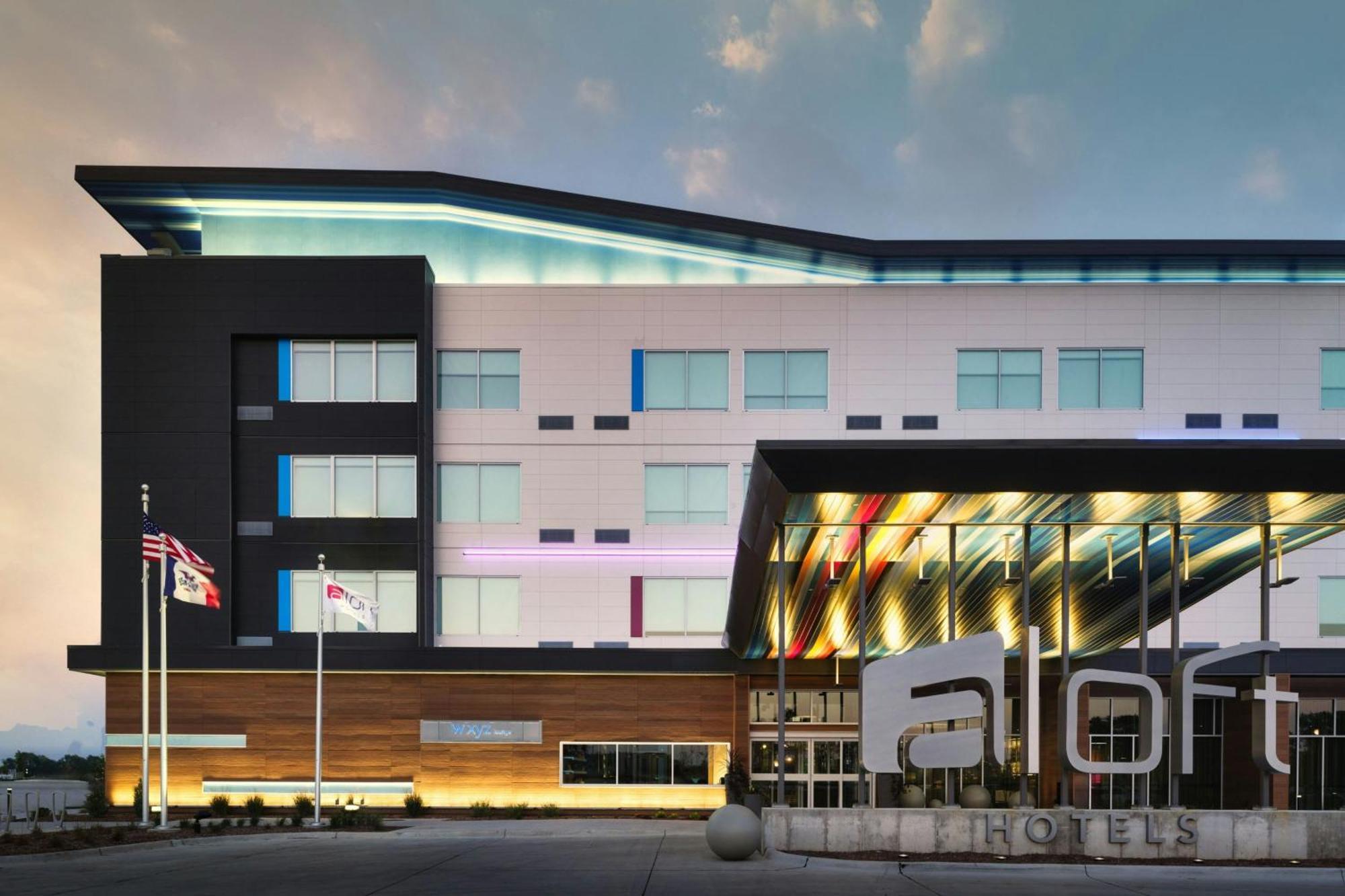 Aloft Waukee Hotel Bagian luar foto